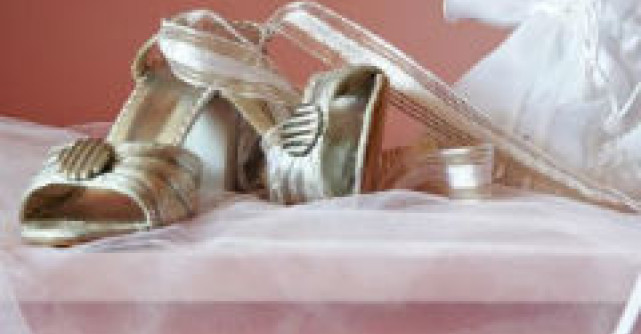 Pantofi si sandale de vara pentru cununia civila