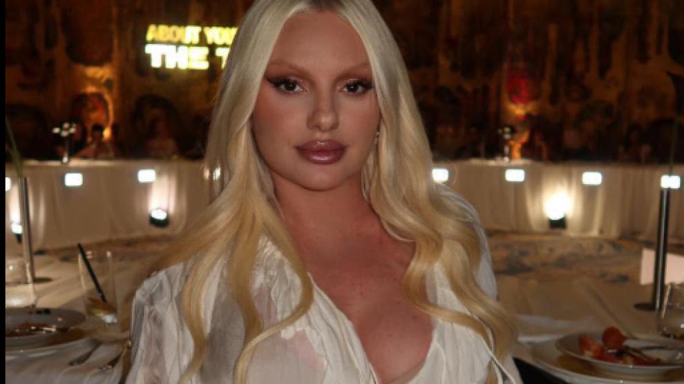 Alexandra Stan, mărturisiri cutremurătoare după naștere. Artista a pierdut 3,5 litri de sânge: Am simțit că mi se scurge viața..