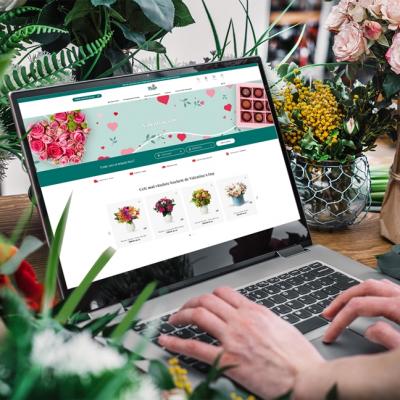 Floria.ro: Trandafirii, la concurenta cu florile exotice de Ziua Indragostitilor  