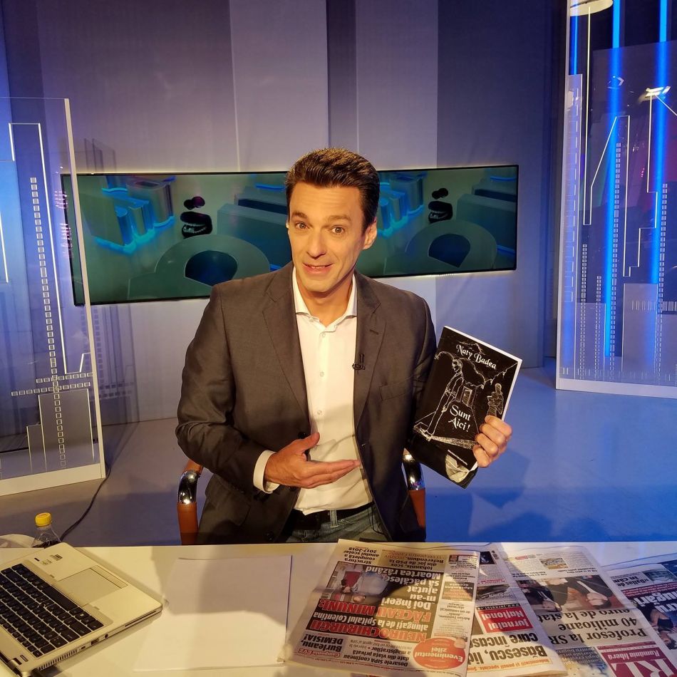 Mircea Badea l-a făcut praf pe Florin Ristei: Lăsați subiectele astea că vă depășesc cu mult. Mergeți și cântați la nunți