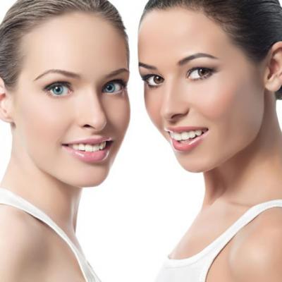 Cu ce tratam tenul ACNEIC: 7 recomandari BIO