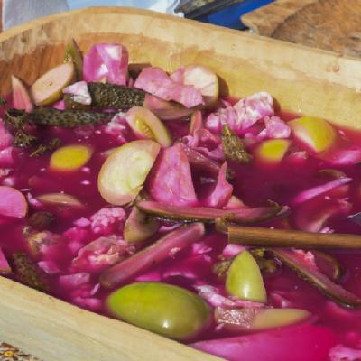 Câte calorii au Murăturile în saramură și în oțet? Sunt sănătoase?