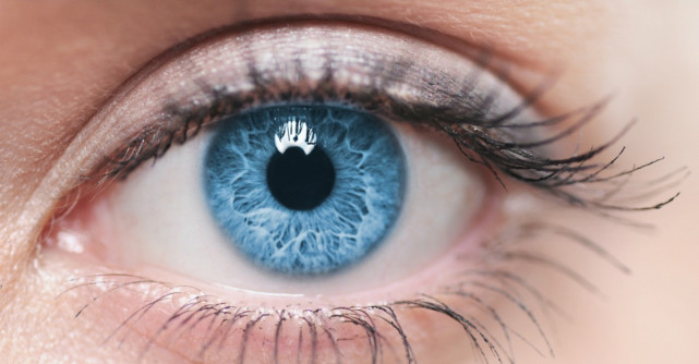 Secretul oamenilor cu ochi albastri