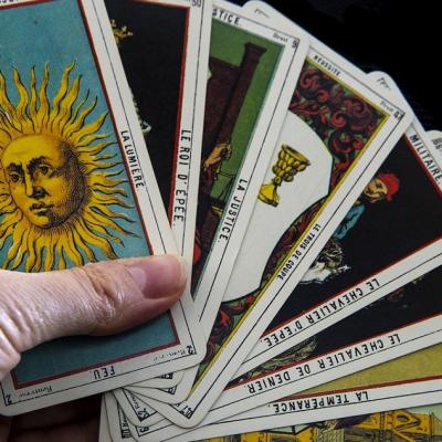 Tarot online: Ce se ascunde în sufletul persoanei la care te gândești? 
