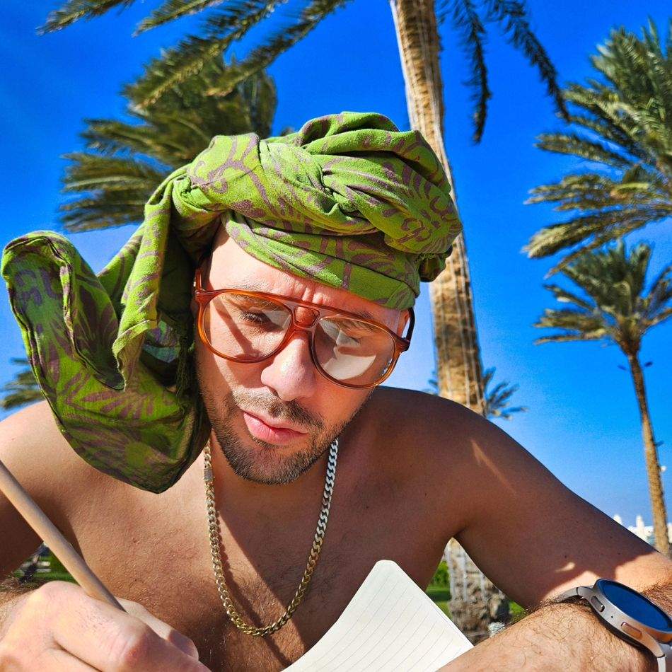 Deliric, amendat de jandarmi după concertul de la UNTOLD pentru limbaj licențios. Lista vedetelor sancționate 