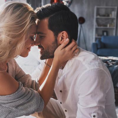 Suflet pereche sau întâlnire karmică? Cum poți face diferența!