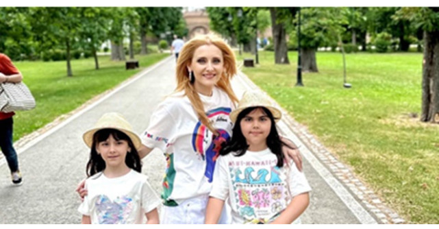 Alina Sorescu, primul Crăciun fără fetițele sale. Instanța a decis ca micuțele să petreacă sărbătorile cu tatăl lor