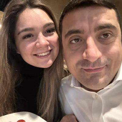 George Simion, în culmea fericirii. Liderul AUR și soția sa, Ilinca, vor deveni din nou părinți