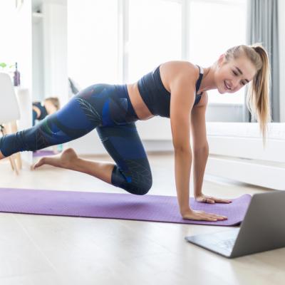 Top 5 exerciții pentru tonifierea abdomenului: Ghid complet pentru un abdomen plat și puternic