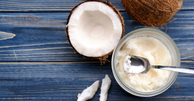 Şase motive pentru care uleiul de cocos este un miracol al naturii
