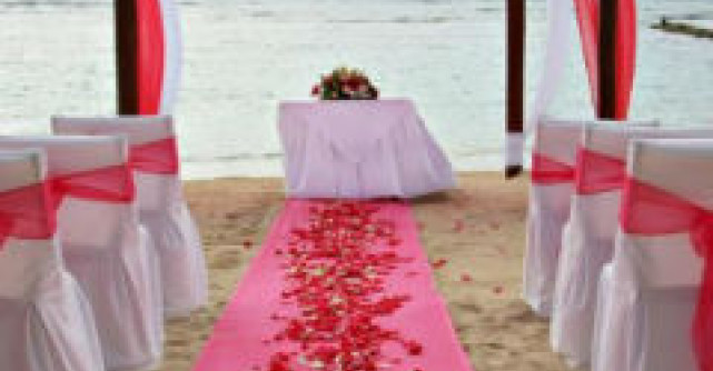 7 Persoane pe care sa NU le inviti la nunta