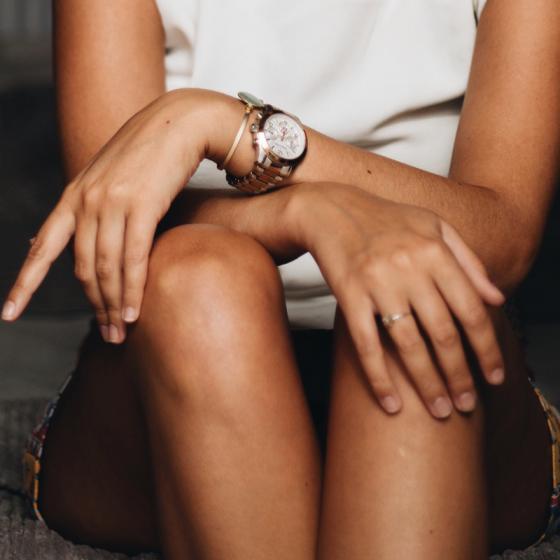 Brățară + ceas: combinația de accesorii și bijuterii statement a sezonului