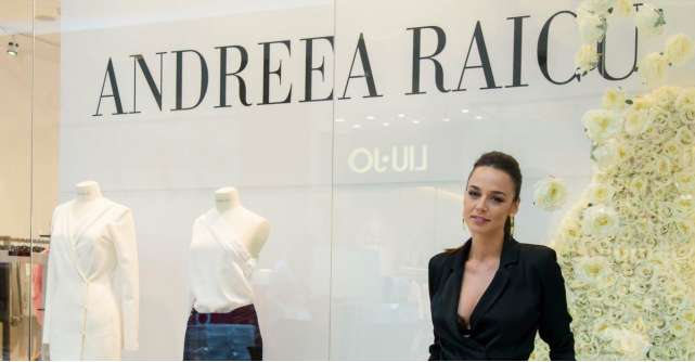 Andreea Raicu a celebrat lansarea colectiei sale de haine in magazinul Victoria 46