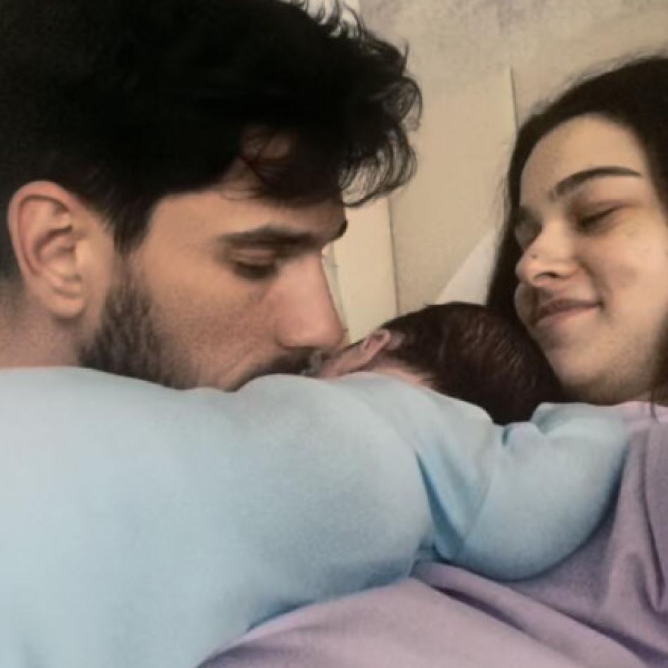 Theo Rose, despre motivul pentru care fiul ei nu a purtat numele de familie al tatălui. Declarații despre al doilea copil