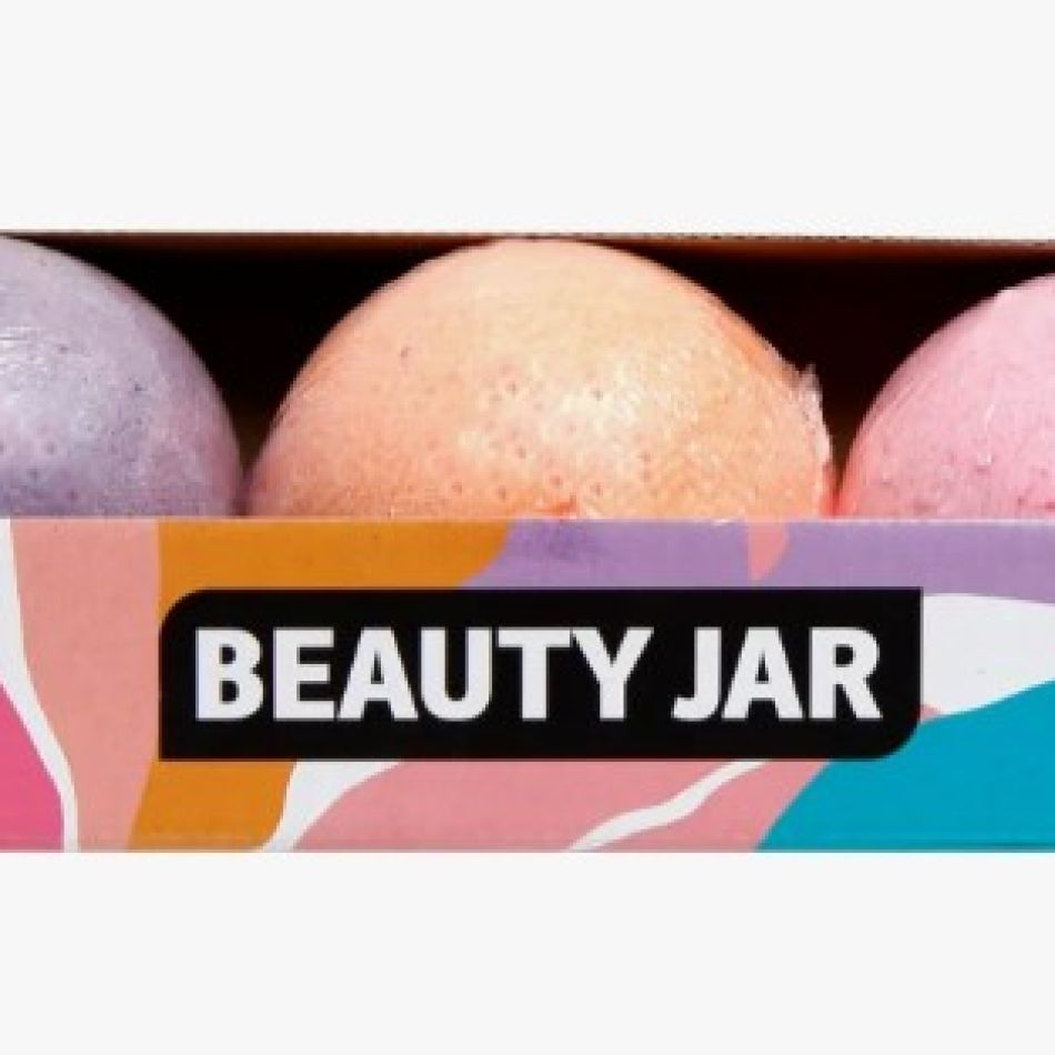 Îmbunătățește-ți ziua cu un duș plin de răsfăț: 20 de produse de îngrijire care nu trebuie să-ți lipsească din baie