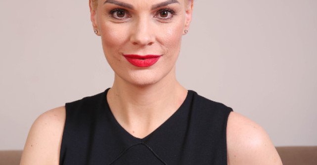 Anca Alungulesei organizeaza workshop-ul Lactate si branzeturi raw-vegane