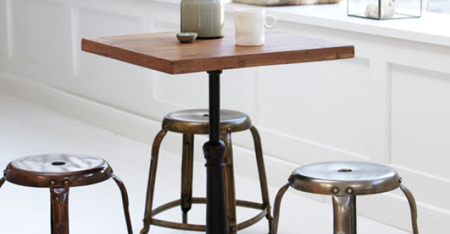 5 piese de mobilier specifice stilului industrial