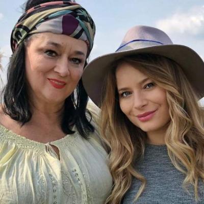 Mama Laurei Cosoi a murit după ce cancerul a recidivat! Ce spun apropiații despre Ligia Cosoi: A fost șocant...