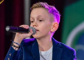 Cine este David Crăciun, micuțul talentat de doar 11 ani, cel mai tânăr solist din Hollywood in Songs