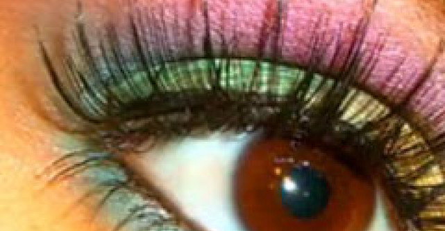 Pratic: Machiaj Stralucitor pentru Revelion