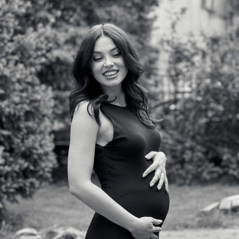 Anca Dumitra, mămică pentru prima dată! Actrița a născut în urmă cu puțin timp 