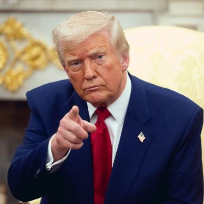 Donald Trump și-a lansat parfum, inspirat de victoria electorală: Pentru femei și bărbați care vor să simtă mirosul succesului