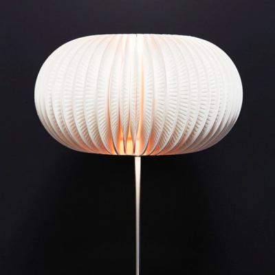 Pas cu pas:  Cum sa realizati un abajur de hartie