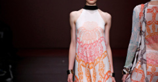 Galerie foto: O romanca din nou la Paris Fashion Week 