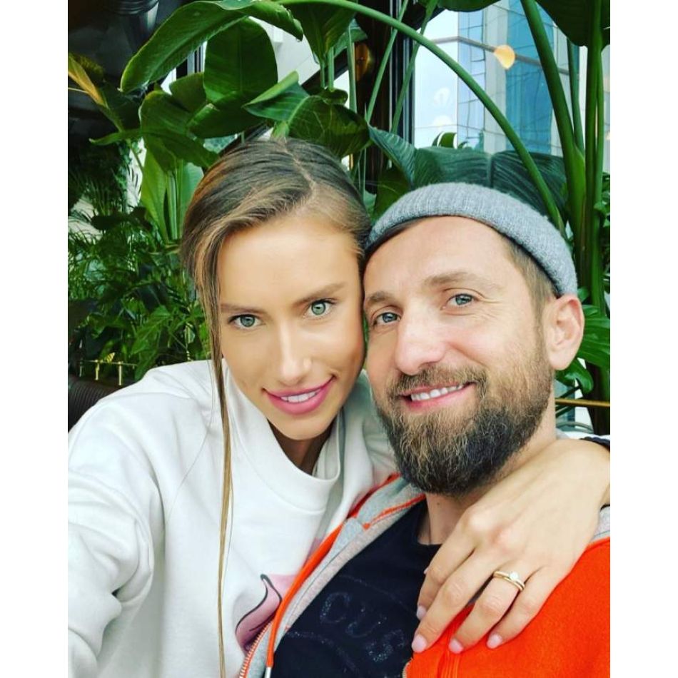 Dani Oțil este sigur pe relația lui! Prezentatorul tv a mărturisit motivul pentru care Gabriela Prisăcariu nu ar divorța 