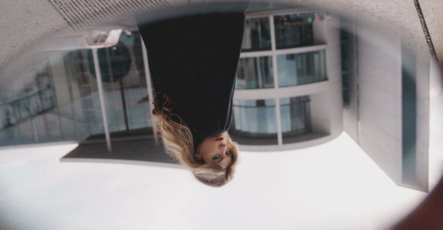 Devii periculoasă când începi să-ți controlezi sentimentele