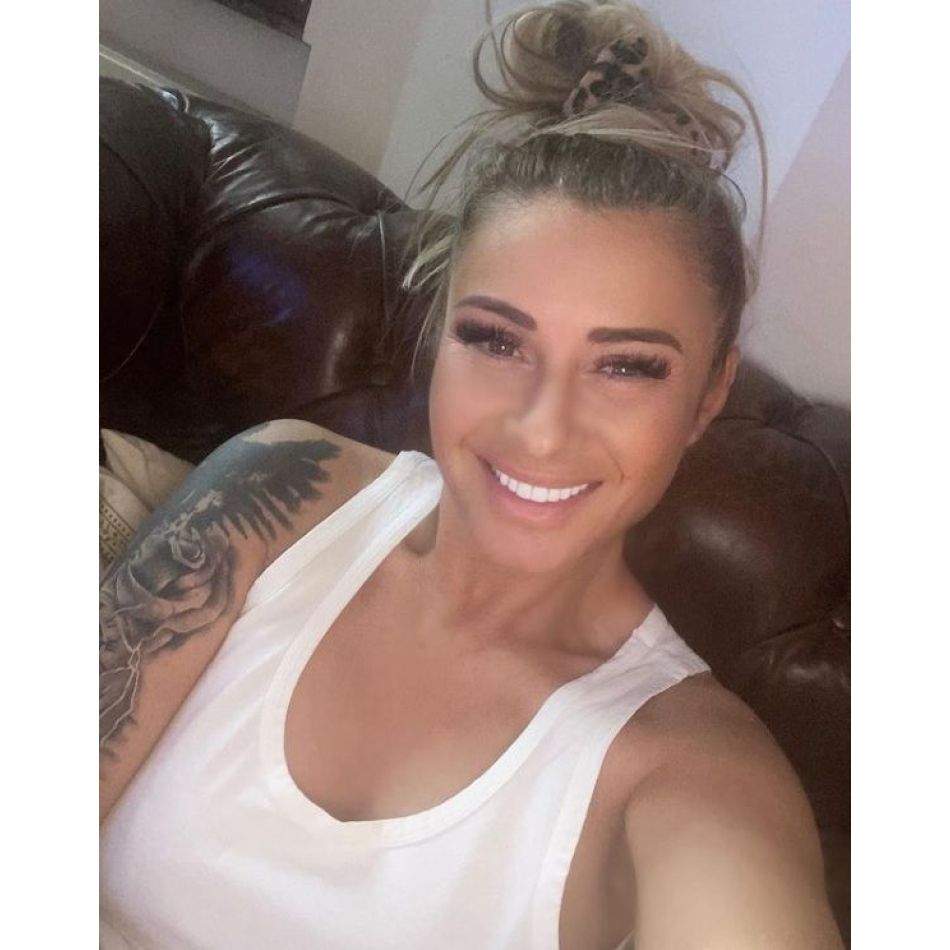 Anamaria Prodan visează la o nuntă regală. Sexy impresara este gata oricând să spună DA