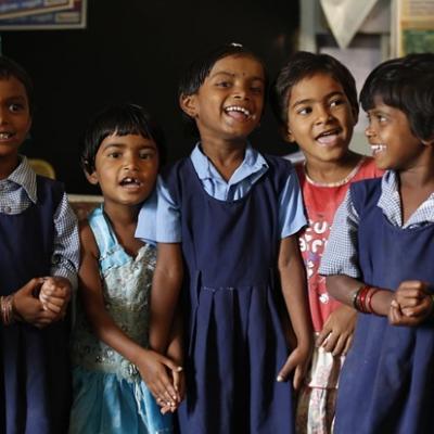 Declarația Directorului Executiv al UNICEF, Henrietta Fore: Fără scuze. Țineți școlile deschise. Copiii nu pot aștepta