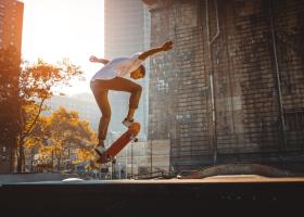 Cum să faci trick-uri simple pe skateboard? 10 recomandări