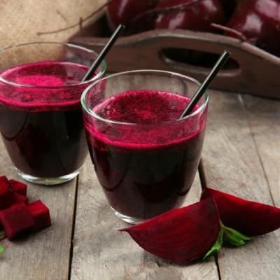Doctoria nestiuta din sucul de sfecla. Ce se intampla in corpul tau daca bei o cana zilnic
