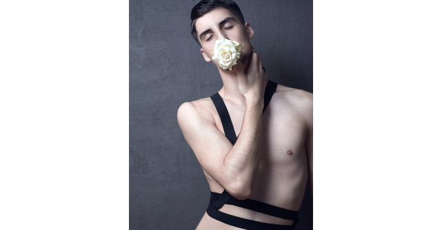 S-a lansat prima colecție vestimentară SO FEW