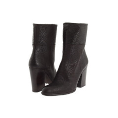 Cizme Stuart Weitzman