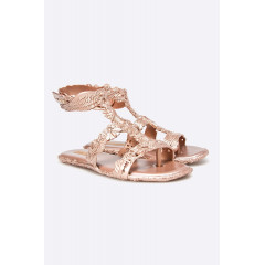 Sandale aurii cu model inedit