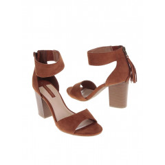 Sandale maro cu toc si franjuri