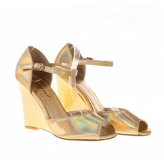 Sandale cameleon cu platforma