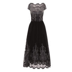 Rochie rafinata, neagra cu broderie