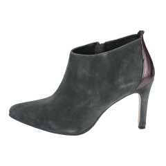 Botine scurte cu toc subtire din piele intoarsa naturala gri