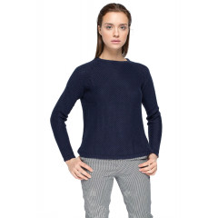 Pulover tricotat cu fermoar la spate