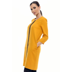 Rochie cu insertie de dantela brodata