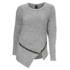 Pulover asimetric din tricot moale