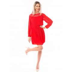 Rochie rosie plisata din voal cu maneci lungi usor bufante