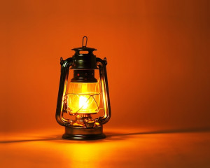 Lampa cu gaz pentru ca da mai multa lumina.