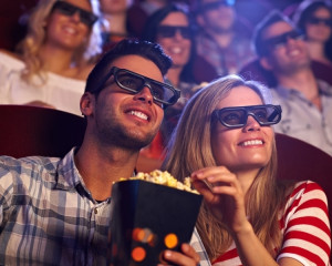 Ne place sa ne uitam impreuna la filme sau la seriale.