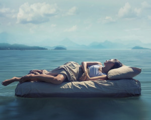 Lacuri, rauri, mari, fantani sau apa in alta forma