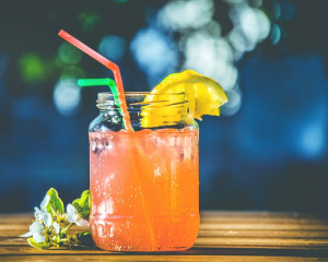 un ceai cu gheata sau o limonada. 