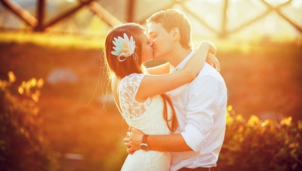 Descrie intr-un cuvant sarutul perfect